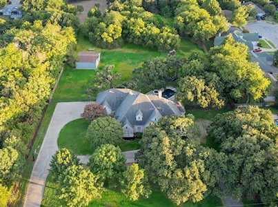 2204 W Harris Road Arlington, TX 76001