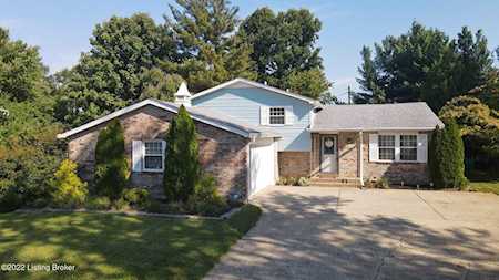 4517 Shenandoah Dr Louisville, KY 40241