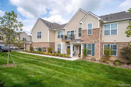 9840 Ridge Run St #53 Howell, MI 48855