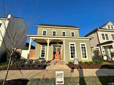 5307 N Pointer Ct Baton Rouge, LA 70808