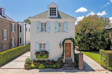 59 King St Charleston, SC 29401