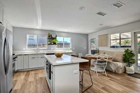 13360 Floral Ave Poway, CA 92064