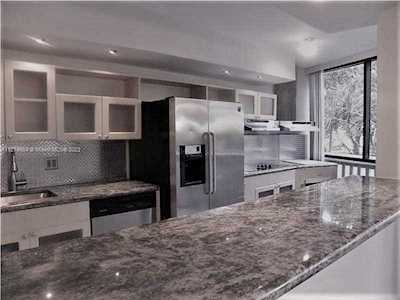 1000 W Island Blvd #307 Aventura, FL 33160