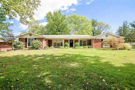 312 Diplomat Ln Chesterfield, MO 63017