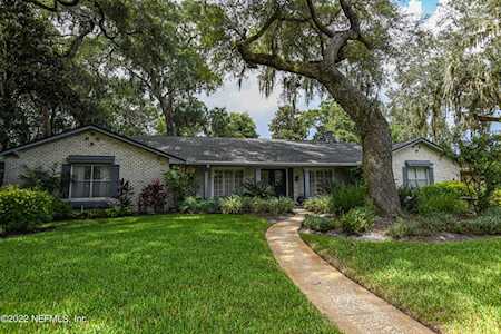 3872 Colony Cove TRL Jacksonville, FL 32277