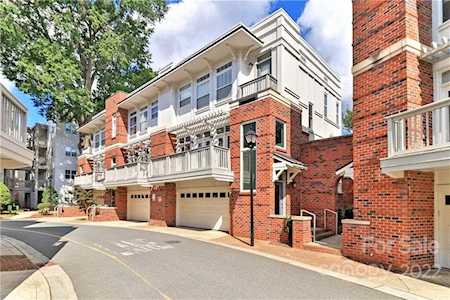 923 Gracie Way Charlotte, NC 28204
