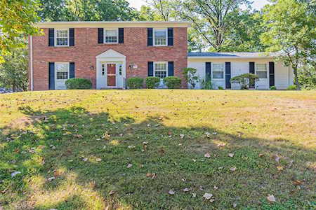 307 Brixham Dr Chesterfield, MO 63017