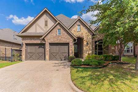 4531 Chaumont Trail Arlington, TX 76013