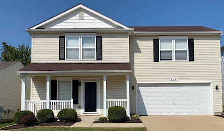 519 Glengarry Ct Wentzville, MO 63385