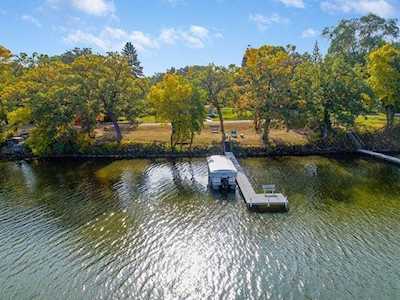 5406 Bald Eagle Boulevard E White Bear Twp, MN 55110
