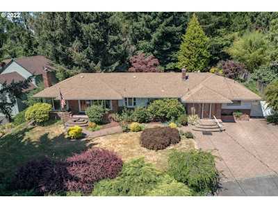 6455 SW Old Scholls Ferry RD Portland, OR 97223