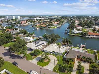 3854 42nd Ave S St. Petersburg, FL 33711
