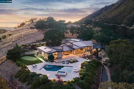2411 Diablo Lakes Lane Diablo, CA 94528