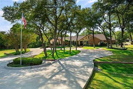 3801 Hidden Valley Circle Rowlett, TX 75088