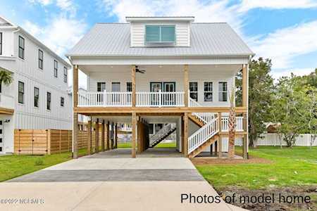 1656 Tall Ships Lane Wilmington, NC 28409