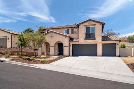 8360 The Grant Pl Bonita, CA 91902