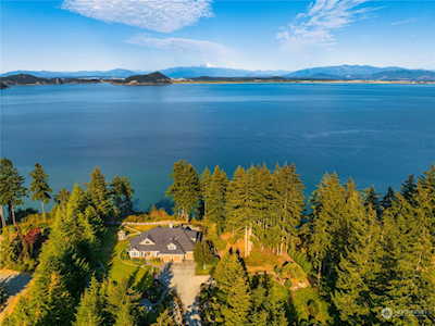 3344 Green Rd Oak Harbor, WA 98277