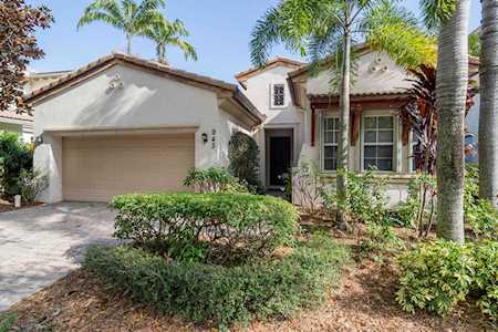 943 Mill Creek Drive Palm Beach Gardens, FL 33410