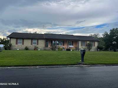 411 Scott Avenue Jacksonville, NC 28546