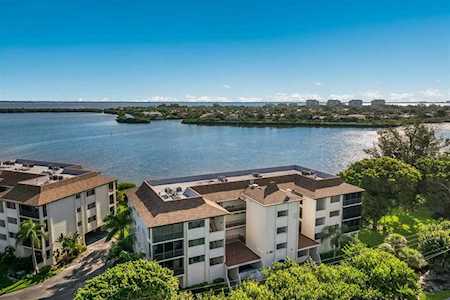 3500 Gulf of Mexico Dr #101 Longboat Key, FL 34228