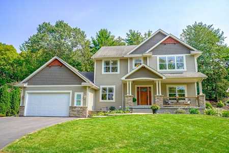 792 Millwood Avenue Roseville, MN 55113