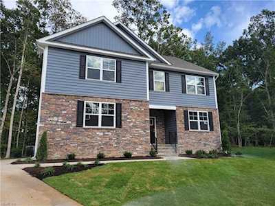 2272 Moonlight Point Williamsburg, VA 23185