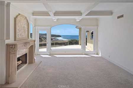 23502 Seaward Dana Point, CA 92629