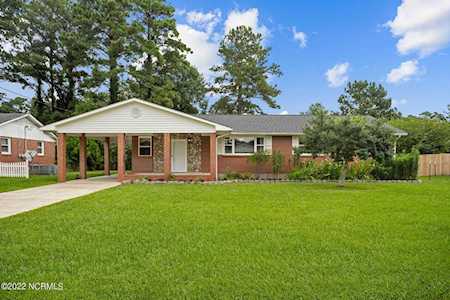 111 Armstrong Drive Jacksonville, NC 28540