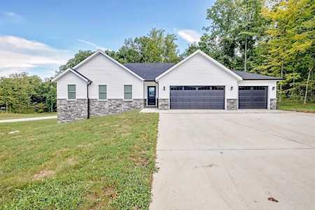 5502 W Redbud Drive Ellettsville, IN 47404