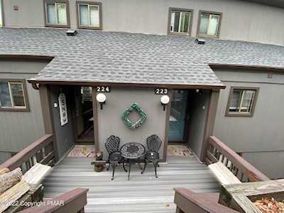 224 Cross Country Ln Tannersville, PA 18372