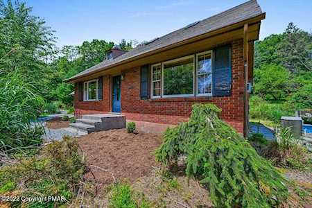 136 Shepherd Ln Swiftwater, PA 18370