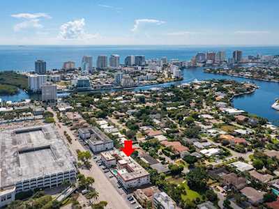 2424 NE 9th St #102 Fort Lauderdale, FL 33304