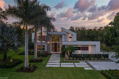 7045 Bottlebrush Ln Naples, FL 34109