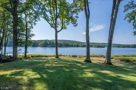 24 Radtke Rd Randolph Twp., NJ 07869