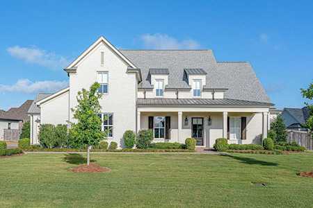 1195 N Greenbrier Lakes Blvd Piperton, TN 38017
