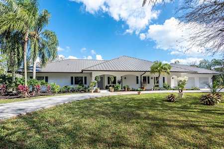 14902 Paddock Drive Wellington, FL 33414