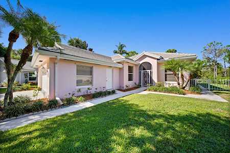 7674 SE Fiddlewood Lane Hobe Sound, FL 33455
