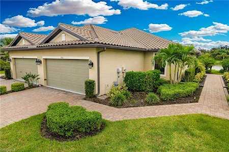 8110 Calle Canovas St Naples, FL 34114