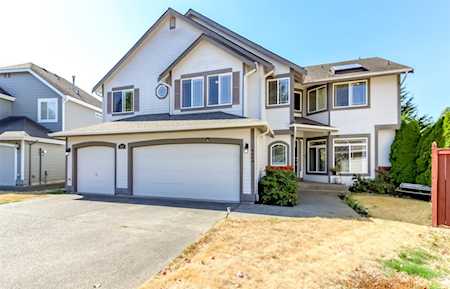 4609 NE 7th Place Renton, WA 98059