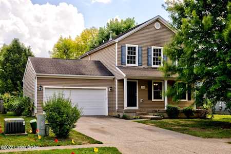 9705 River Trail Dr Louisville, KY 40229