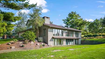 1908 Deer Trail Warsaw, IN 46580