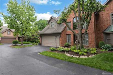 633 Renolda Woods Court Kettering, OH 45429