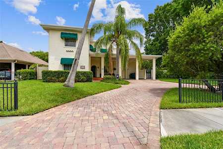 409 W Davis Blvd Tampa, FL 33606