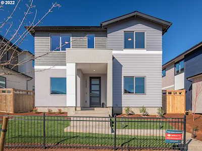 16591 SE Pleasant Valley PKWY Happy Valley, OR 97086