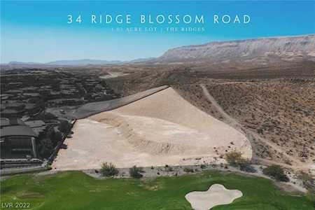 34 Ridge Blossom Rd Las Vegas, NV 89135