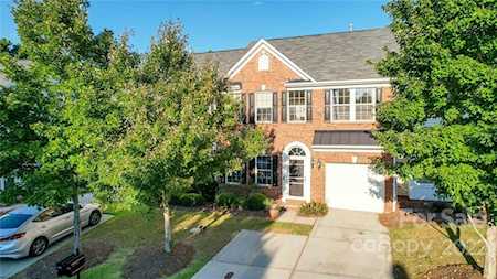 727 Prospect Ln Fort Mill, SC 29708
