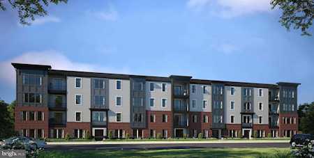 23688 Bolton Crescent Terrace #7-103 Ashburn, VA 20148