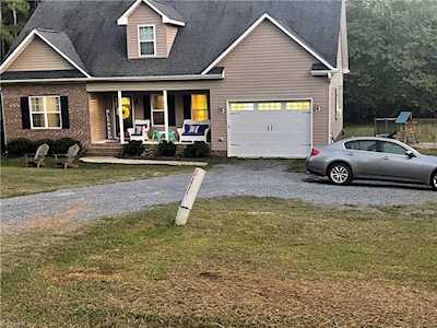 2272 Pine Creek Ridge Asheboro, NC 27205