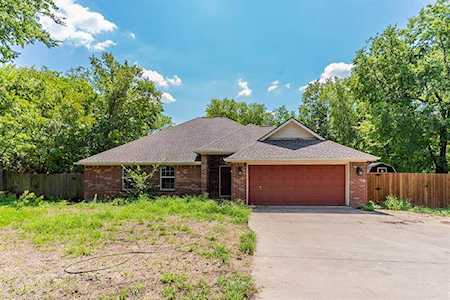 398 Sorrel Lane Red Oak, TX 75154