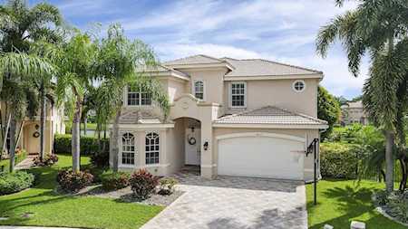 8537 Shallowbrook Cove Boynton Beach, FL 33473